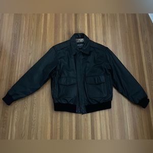 Vintage leather Air Force bomber jacket (authentic)